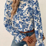 NWOT Floral Blue and White Women's Top Size M Photo 0