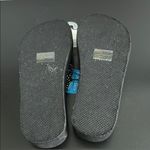 NWT Women's Black and White Flip Flops Sz 5/6 Photo 4