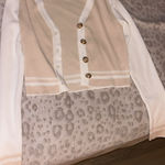 Daisy Cream  sweater  Photo 0