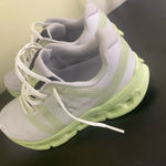 on cloud  runner Shoes Womens Size (8) CloudTec Running Athletic Sneakers Photo 4