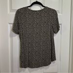 Old Navy short sleeve crew neck luxe animal print shirt size medium Photo 4