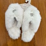 Charlie Paige White Plush Criss Cross House Slippers Size Small 5/6 NWT Photo 0