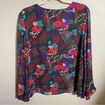 Violet+Claire  Floral Blouse Bell Sleeve BOHO Top Photo 4