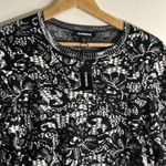 EXPRESS Women’s‎  Lace Jacquard Fitted Crew Neck Sweater Black White Size XL Photo 3