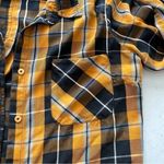 Billy T Women's L Soft Mabry Checkered Gold Long Sleeve Button Up Collared Shirt Size L Photo 2