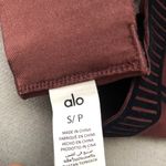 Alo Yoga Airlift Line Up Bra Cherry Cola S Photo 5