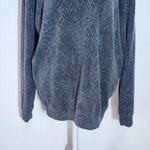 Gray Women's Pullover Size Small Athleta Gray Sweatshirt Photo 3