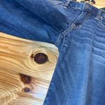 American Eagle women’s size 6 boy fit medium wash jeans Photo 1