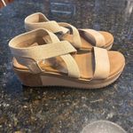 Yellow Box  Women’s Janalee Wedge Sandals Tan Size 6.5 Photo 2