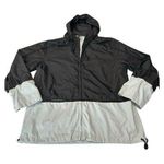 Henri Bendel Sport Sz Medium Lightweight Raincoat Windbreaker Jacket Women ST3-8 Photo 0