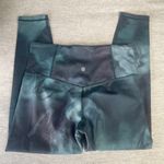 Athleta  Elation Printed 7/8 Tight Legging Capri Tie Dye‎ M Photo 5