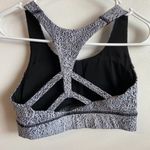 Lululemon  Power Luxtreme Spray Jacquard White Black Circuit Breaker Bra Photo 5