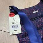 Baggallini  Crossbody Bag Purse Navy Blue Red Pattern Zip Pockets Photo 5