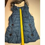 Green Tea  Women's Denim Look Puffer Vest Hooded Faux Fur Trim Medium Photo 1