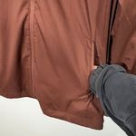 Girlfriend Collective Peregrine Windbreaker in Cocoa Brown Size Medium Zip Up Photo 7