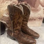 Ariat Legend Spirit Western Cross Studded Brown Boots Size 8B Photo 6