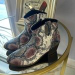 True Craft Boots Photo 1