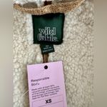 Wild Fable  NWT Faux Suede Sherpa Vest Sz XS Zip Up Faux Leather Trim Tan Cream Photo 6