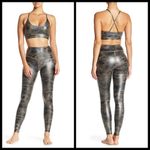 Electric yoga 💕💕 Revolution Army Camo Print Bra Photo 3