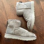 UGG new  classic mini II boots gray size 8 Photo 0