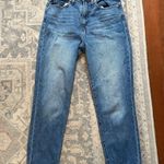 Madewell  Mom Jeans in Stratfield Wash Photo 3