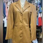 Juliet Michelle Tan Leather Jacket with Notched Lapels and Tailored Silhouette Photo 0