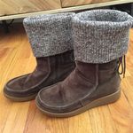 The North Face Suede Sweater Cuff Boots Photo 1