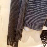 Max edition NWOT Charcoal Gray  poncho! One size fit all. Mint! Photo 2