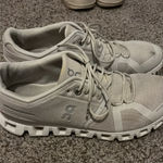 on cloud On clouds Photo 0