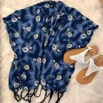 Daisy 5/$25 open front top/cover up blue with all over floral print Photo 0