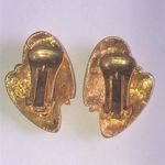 Angel Brand Signed Black Enamel and Gold Tone Retro Vintage Clip Photo 4