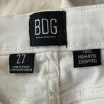 BDG SZ 27 Twig High-Rise Crop Jeans Distressed Rips Zip-Fly Pockets Frayed White Photo 9