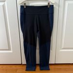 Outdoor Voices Two Tone 7/8 Legging in Black and Navy Photo 1