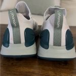 Nike React Phantom Run Flyknit 2 Womens 6.5 Platinum Tint Teal Slip On Shoes Photo 5