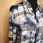 C&C California C & C California Blue Tie-Dye Button Down Plaid Blouse Beachy Top Size Medium Photo 5