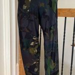 Old Navy  Active Camouflage Elevate Leggings with pockets XL Photo 0