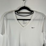 Nike  Dri-FIT Women’s XL White V-Neck Short Sleeve Athletic Shirt New With‎ Tags Photo 1