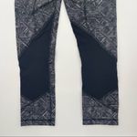 Lululemon  Pace Rival Crop 22" Leggings B&W Gym Yoga Running Workout Size 4 Photo 4