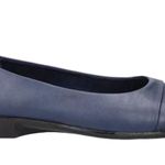 Easy Street Women's Hayes Square Toe Flats Size 8 Navy NWB Photo 1