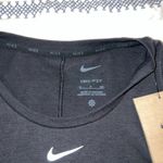 Nike NWT  High‎ Neck Tank size small Photo 4