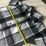 Plaid flannel button Photo 8