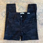 Sanctuary Social Standard  EUC Black Camo Skinny Jeans Photo 0