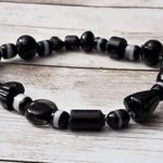 Vintage Bracelet Black Beaded Stretch Bracelet Glass? Beads Photo 2