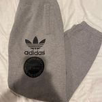 Adidas Sweatpants Photo 0