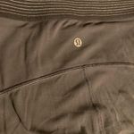 Lululemon  leggins size 6 Photo 2