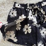 Madewell  Drapey Pull-On Floral Shorts Photo 4