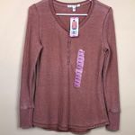 Seven7 NWT  Women’s Waffle Henley Snap Button Camel Long Sleeve Thermal Shirt Photo 0
