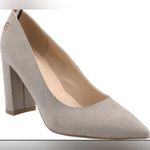 Tommy Hilfiger  Women's Size 7 Taupe Abilene Pump Career Preowned Photo 1