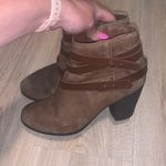 Brown seude heeled western ankle boots Size 9 Photo 3