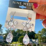 Nine West  crystal flowers diamonds drops sliver tone Earrings 925 sterling silve Photo 0